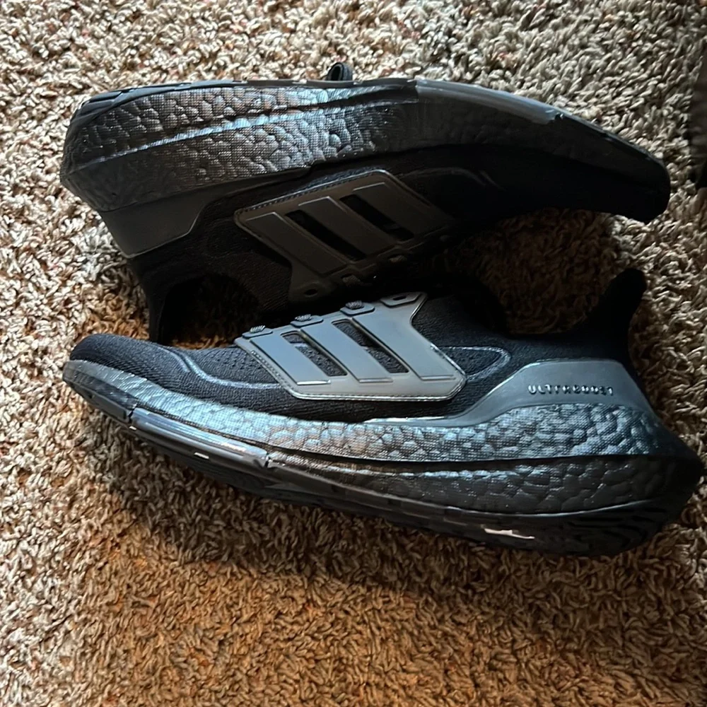 Mens adidas ultraboost 21 (FY0306) size 8 - Picture 5 of 5